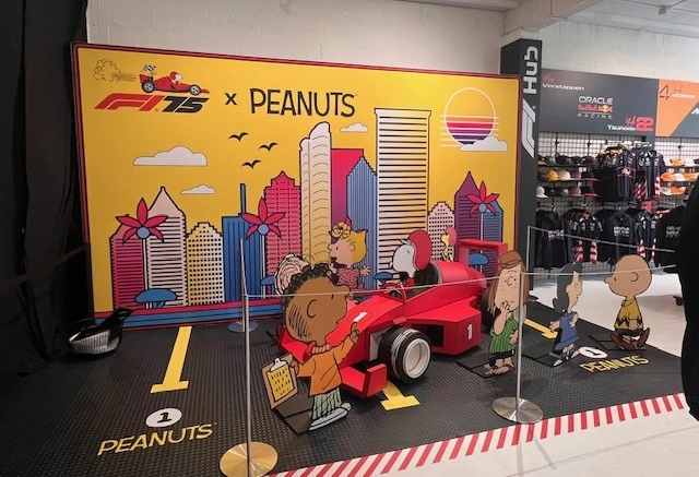 Peanuts characters at F1 Peanuts characters at F1